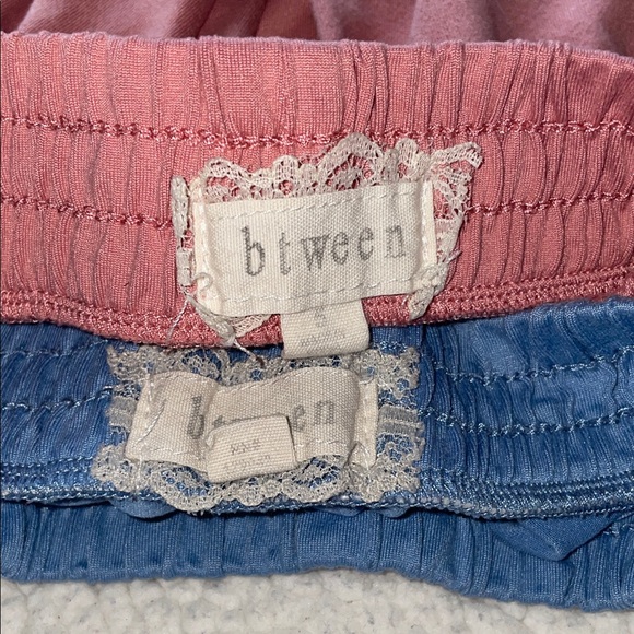 btween Kids Ruffle Shorts in Pink and Blue - Picture 2 of 2